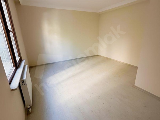 ATA EMLAKTAN YENİ BİNADA 1+1 GİRİŞ KAT 75 M2 KİRALIK DAİRE - Görsel 11