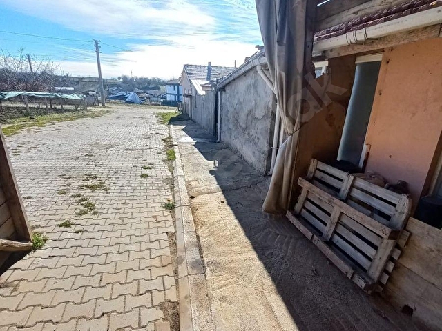 YARIMCA MAHALLESİNDE SATILIK MÜSTAKİL KÖY EVİ - Görsel 23