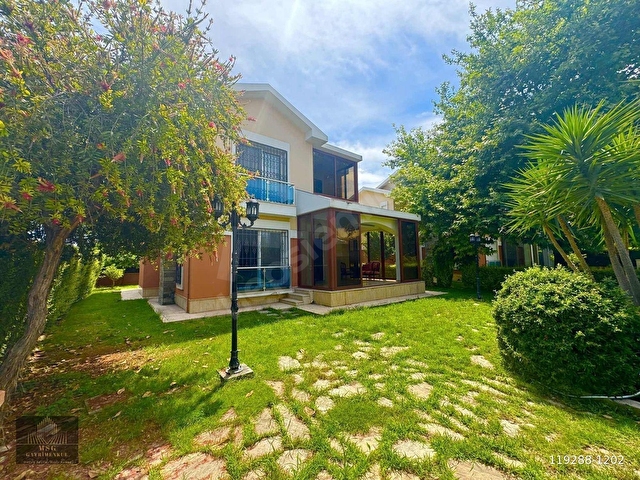 MSGDEN FORUM BORNOVA KARŞISI SİTE İÇİNDE TAM MÜSTAKİL 4+1 VİLLA - Görsel 4