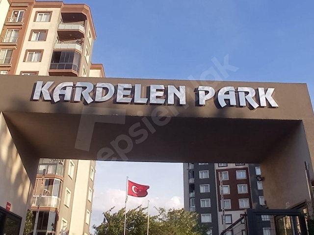 PENDİK YENİŞEHİR MAHALLESİ KARDELEN PARK SİTESİ SATILIK 3+1 - Görsel 2