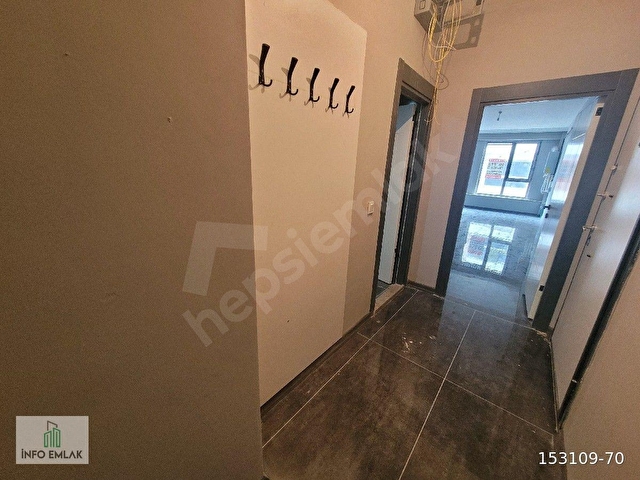 İNFO EMLAKTAN ZAFER MHNDE KİRALIK 1+1 SIFIR DAİRE - Görsel 8