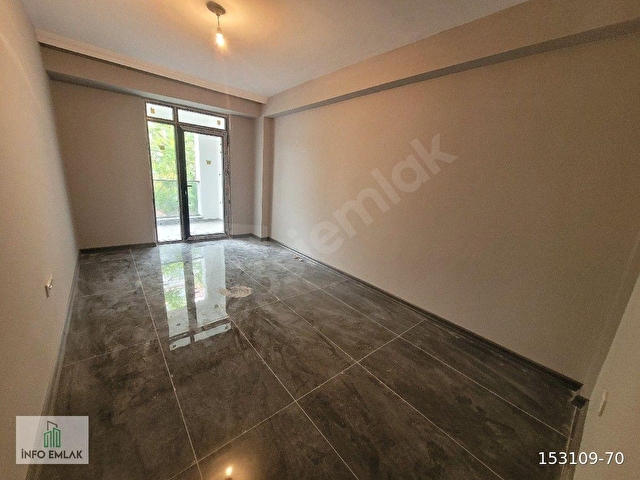 İNFO EMLAKTAN ZAFER MHNDE KİRALIK 1+1 SIFIR DAİRE - Görsel 9