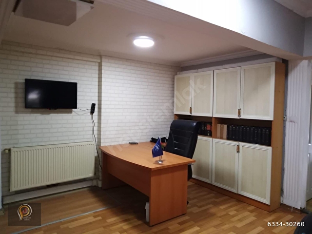 PETEKTEN E-5 ÜSTÜNDE OFİS RUHSTLI İŞYERİNE UYGUN LÜX 3+1 145 m2 DAİRE - Görsel 6