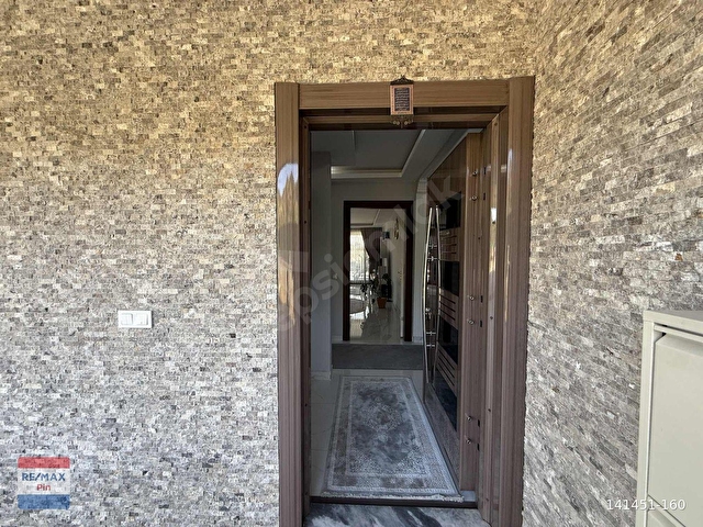 REMAX PİNDEN KIZILCAKÖYDE 60 METRE YOL CEPHELİ HAVUZLU VİLLA - Görsel 3