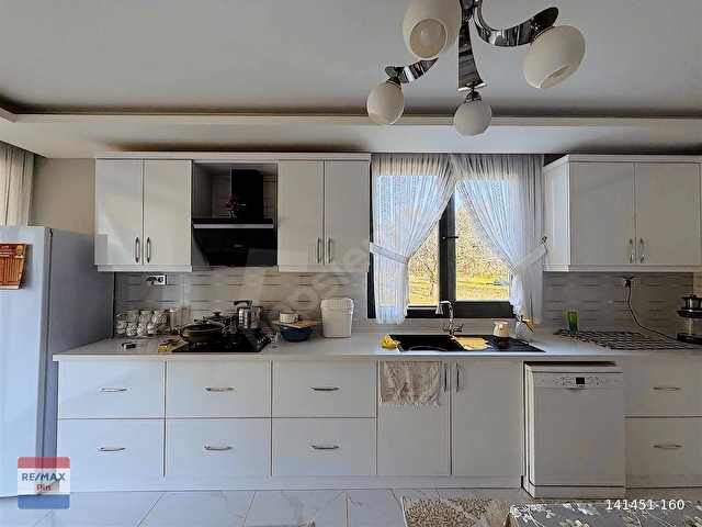 REMAX PİNDEN KIZILCAKÖYDE 60 METRE YOL CEPHELİ HAVUZLU VİLLA - Görsel 16
