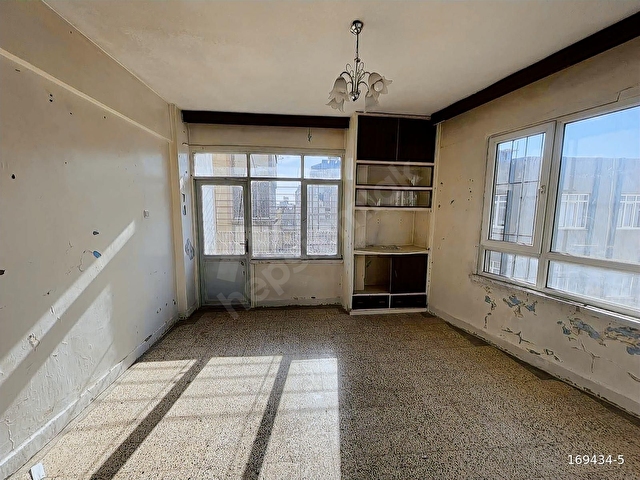 ÇINAR EMLAKtan AHMET RASİMDE UYGUN FİYATLI SATILIK DAİRE - Görsel 4