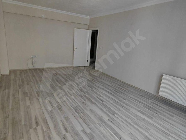 BİGA SAKARYA MH. KİRALIK ARAKAT 2+1 DAİRE - Görsel 3