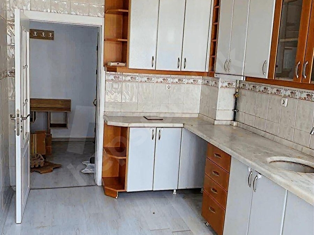 ADSDEN YARGI 1 SİTESİNDE 3+1 KİRALIK DAİRE - Görsel 19