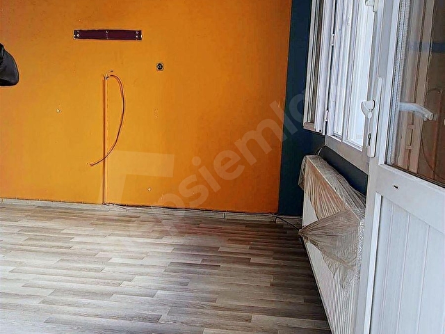 BOZYAKA CADDE YAKINI 2+1 DOGALGAZ LI METRO 35 EMLAKTAN KİRALIK - Görsel 3