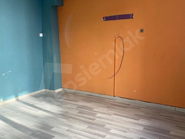 BOZYAKA CADDE YAKINI 2+1 DOGALGAZ LI METRO 35 EMLAKTAN KİRALIK - Görsel 5