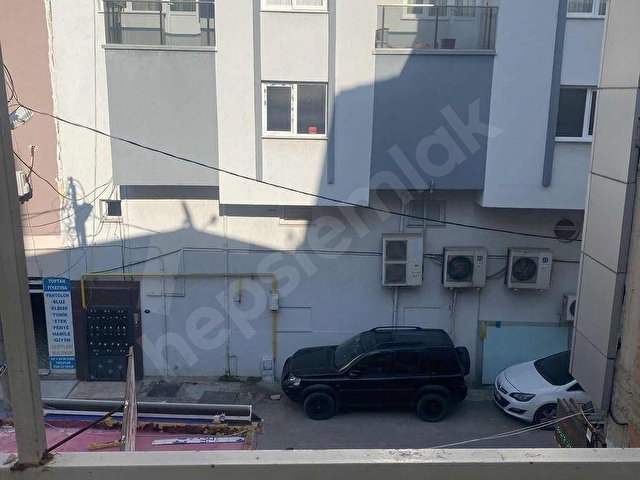 BOZYAKA CADDE YAKINI 2+1 DOGALGAZ LI METRO 35 EMLAKTAN KİRALIK