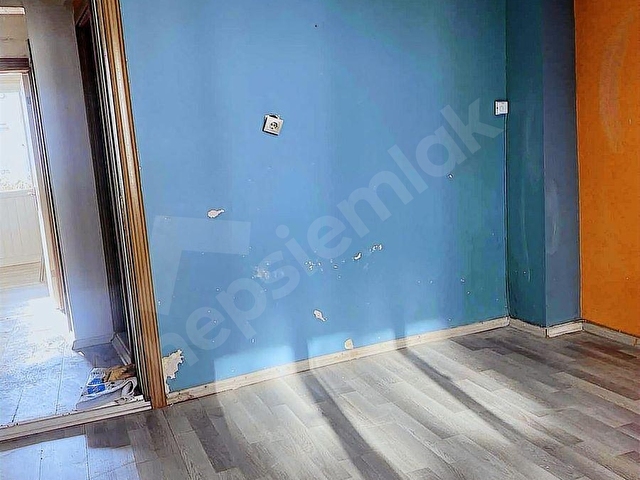 BOZYAKA CADDE YAKINI 2+1 DOGALGAZ LI METRO 35 EMLAKTAN KİRALIK - Görsel 4