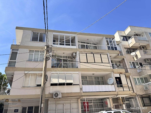 GÜNDOĞAN EMLAKTAN B.ÜÇOK LATİFE HNM KÖŞKÜ YAKINI DÖRT KATLI BİNA