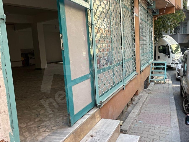 SATILIK KÖŞE BAŞI DÜKKAN