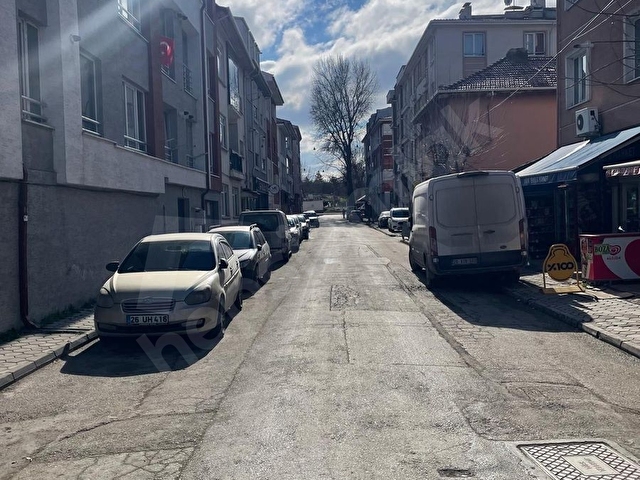 Üniversiteye Yakın Boş 1+1 Apart - Görsel 12