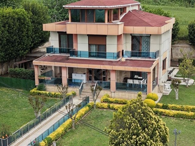 SİLİVRİ FENERKÖYDE SATILIK VİLLA İLETİŞİM 0533 949 10 15