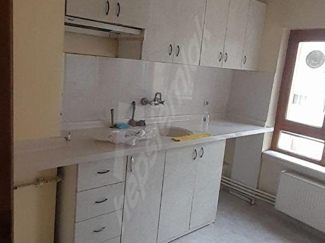 AĞBULUT EMLAKTAN SAİMEKADIN HAKAN CAD. 2+1 GİRİŞ KİRALIK DAİRE - Görsel 2