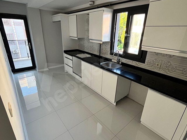 Gençlik caddesinde emsalsiz 2+1 lüks manzaralı daire - Görsel 6