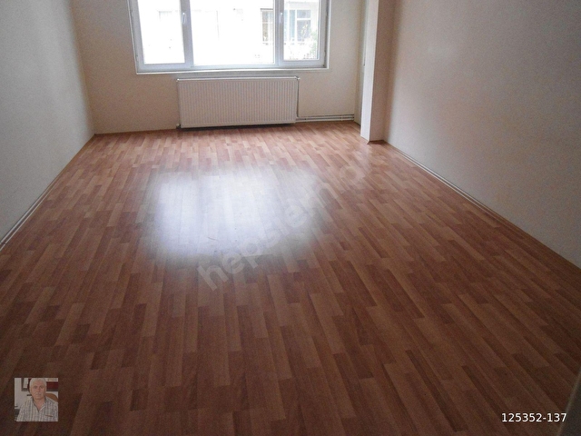 ESNAF SARAYI ARKASI AYRI MUTFAKLI VE BALKONLU APART DAİRE - Görsel 2