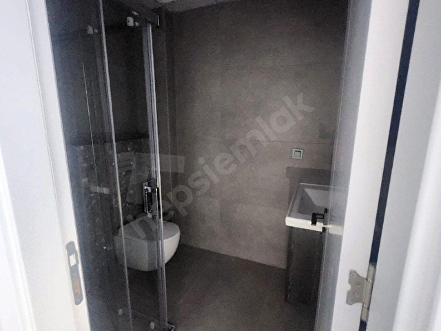 RMDEN HAVUZLU SİTE İÇİ ULTRA LÜX EŞYALI KİRALIK 1+1!!! - Görsel 9