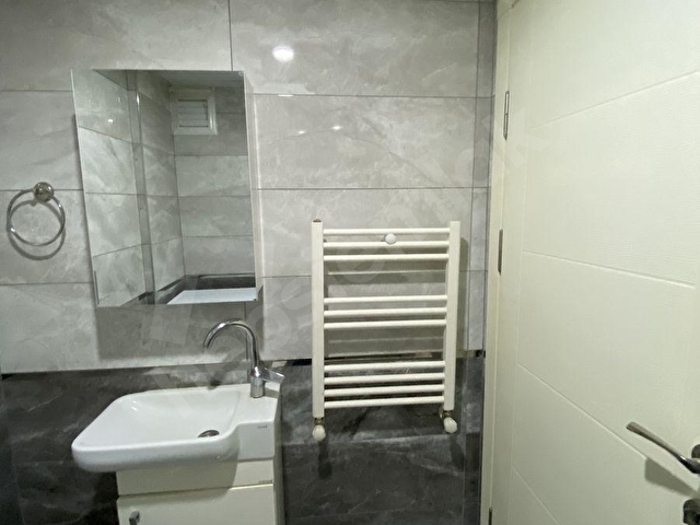 Medar Hastanesi Yakını 1+1 Eşyalı Kiralık Daire - Görsel 13