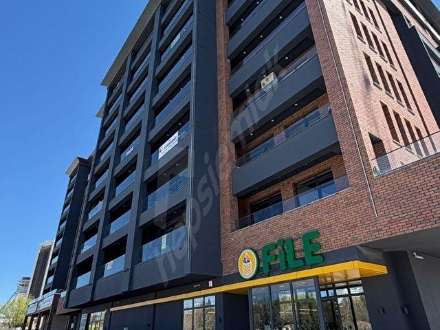 HOŞNUDİYE MAHALLESİ ACIBADEM YANINDA AYDOĞANLAR PLAZADA KİRALIK OFİS
