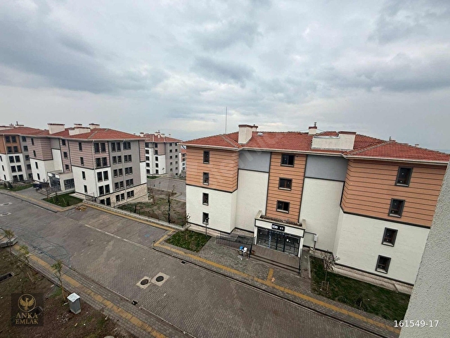 ANKA EMLAKDAN 2,ETAPTA OKUL CAMİ ŞEHİR CEPHE ARAKAT DAİRE