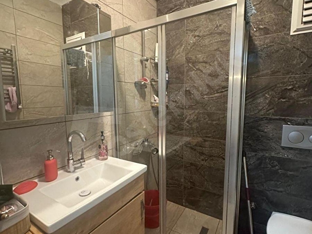 MALTEPE GİRNEDE SİTE İÇERİSİNDE 1+1 OLDUKÇA KULLANIŞLI DAİREMİZ - Görsel 2