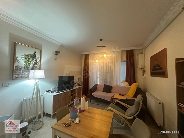 MALTEPE GİRNEDE SİTE İÇERİSİNDE 1+1 OLDUKÇA KULLANIŞLI DAİREMİZ