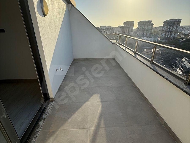 AVSALLAR ALONE TOWER SİTESİ LÜKS DUBLEX 8.KAT 2+1 133m2 DENİZ MANZARALI FUL AKTİVİTEKAT MÜLKİYETLİ - Görsel 17