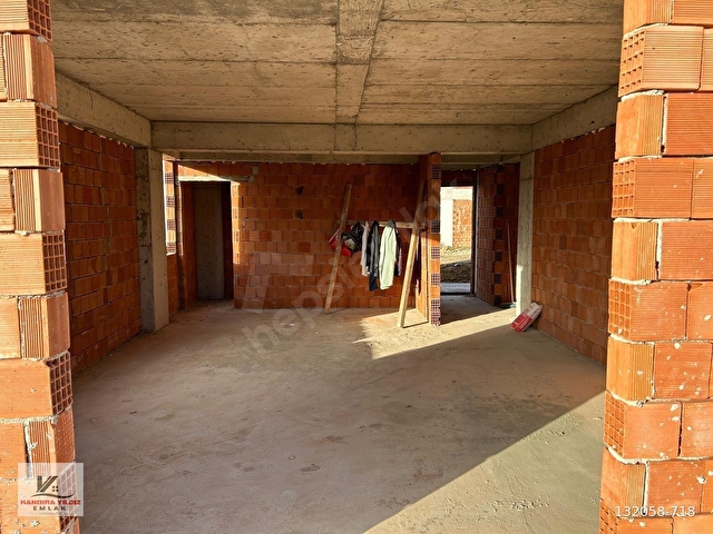 KANDIRA KARAAĞAÇA KOMŞU 790 M2 ARSADA 4+1 160 M2 2 KATLI EV - Görsel 11