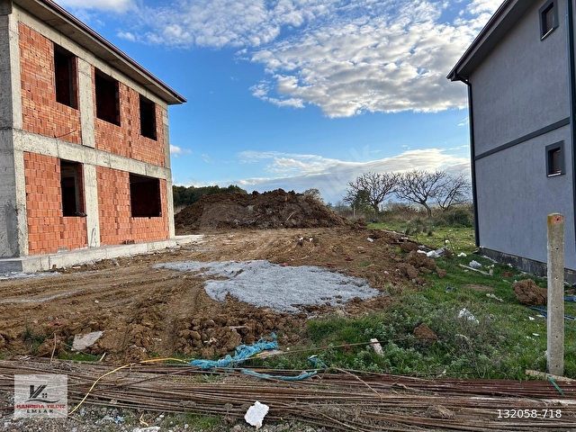 KANDIRA KARAAĞAÇA KOMŞU 790 M2 ARSADA 4+1 160 M2 2 KATLI EV - Görsel 9