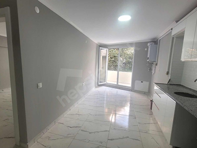 Şehrin Merkezinde Kiralık Ofis İşyeri - Görsel 11