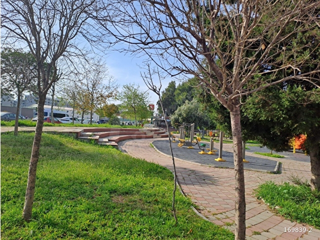 Çiğli Acıbadem Kent Hastanesi Karşısı Harika Lokasyona Sahip Fırsat Daire (Açıklamayı Okuyun)