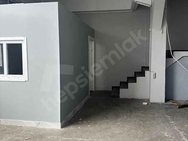 istanbul ikitelli organize sanayi ipkas pilastikcilerde kiralık iş yeri dükkan - Görsel 2