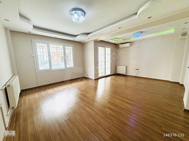 YEŞİL MAHALLESİ EBEVEYN BANYOLU 3+1 GENİŞ FERAH SATILIK DAİRE - Görsel 6