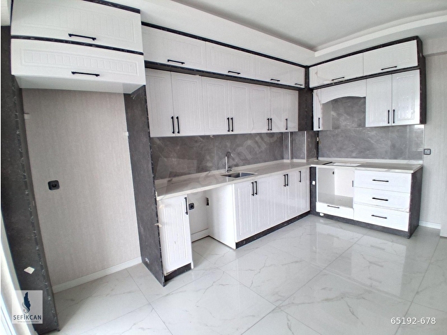 İSTİKLAL MAHALLESİN DE ACİL SATILIK 3+1 ARA KAT DAİRE - Görsel 8