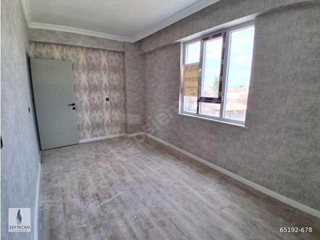 İSTİKLAL MAHALLESİN DE ACİL SATILIK 3+1 ARA KAT DAİRE - Görsel 24