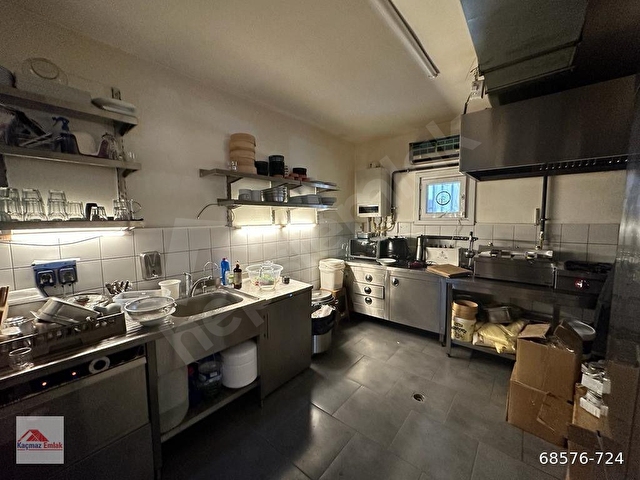 ACIBADEM CADDESİNDE, BACALI, BAHÇE KULLANIMLI 240 m2 SATILIK DÜKKAN - Görsel 4