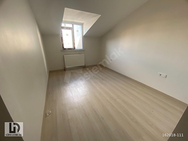 LİDYA EMLAKtan Merkezin Kalbinde 5+2 225m2 Otoparklı Dublex - Görsel 26