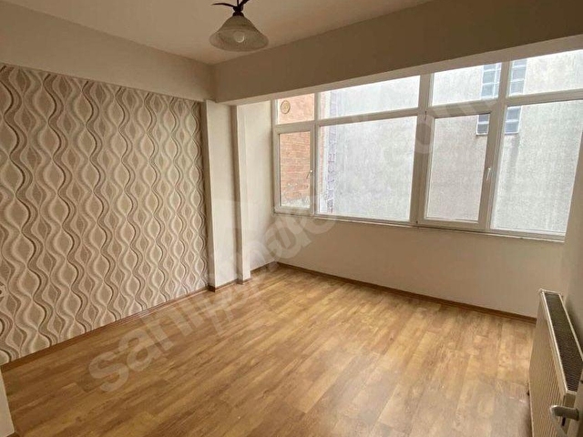 GÜZELYALI PARKI YANI BAKIMLI ARA KAT FIRSAT DAİRE - Görsel 10