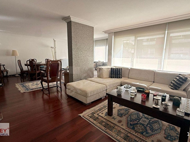 Alsancakın En Prestijli Noktasında 4+1 265 m² Lüks Daire - Görsel 23