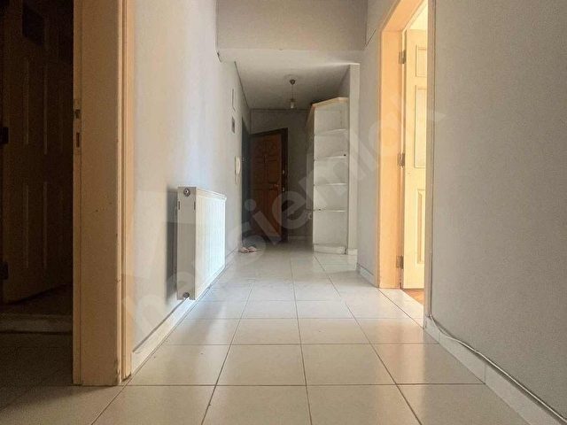 KAYALIK CADDESİ ÜZERİNDE 3+1 ASANSÖRLÜ KİRALIK DAİRE.. - Görsel 10
