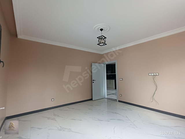 RNGDEN KARSLILARDA YOL ÜSTÜ BAHÇELİ MÜSTAKİL 5+2 - Görsel 8