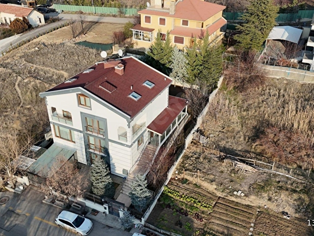 ALACAATLIDA CADDEYE 200 MT TAM MÜSTAKİL VİLLA - Görsel 4