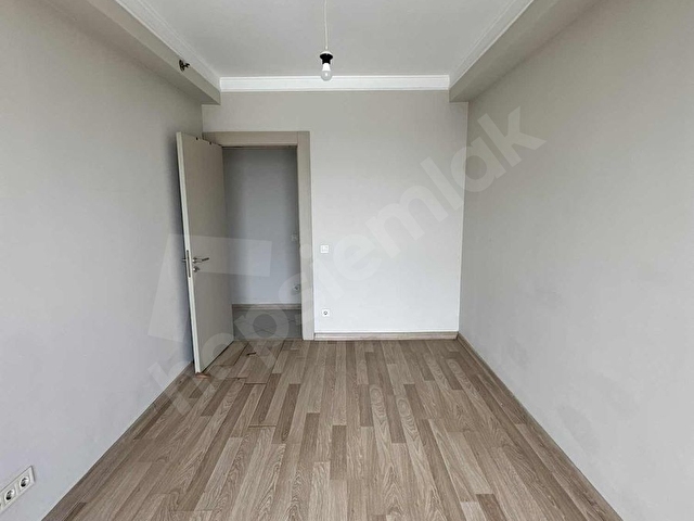 AZİM EMLAK TEKNİK YAPI METROPARK SİTESİNDE 2+1 SATILIK DAİRE - Görsel 23