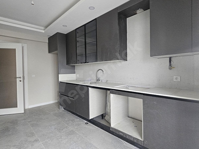 EYLÜL EMLAKTAN ATA TEPEYE YAKIN KİRALIK 3+1 LUX DAİRE - Görsel 12