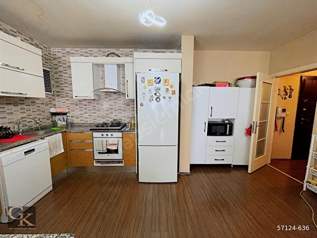 ANADOLU CADDESİ ÜZERİ 3+1 SATILIK FIRSAT DAİRE