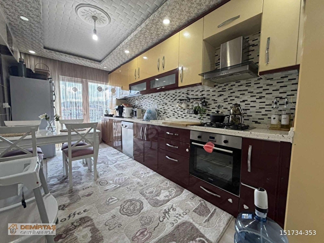 DEMİRTAŞDAN ANA CADDEDE GENİŞ M2 YÜKSEK KREDİ YAPILI 3+1 DAİRE - Görsel 9