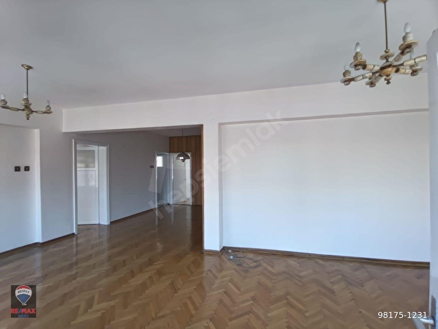RE/MAX MODDAN HAMAMYOLU CAD. PARK MANZARALI 3+1 SATILIK DAİRE - Görsel 13
